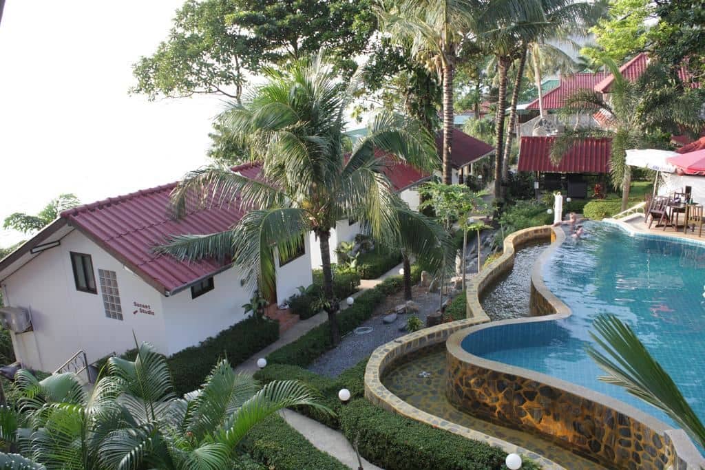 pools-outdoor-pool
