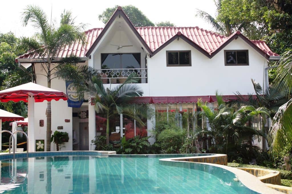 pools-outdoor-pool