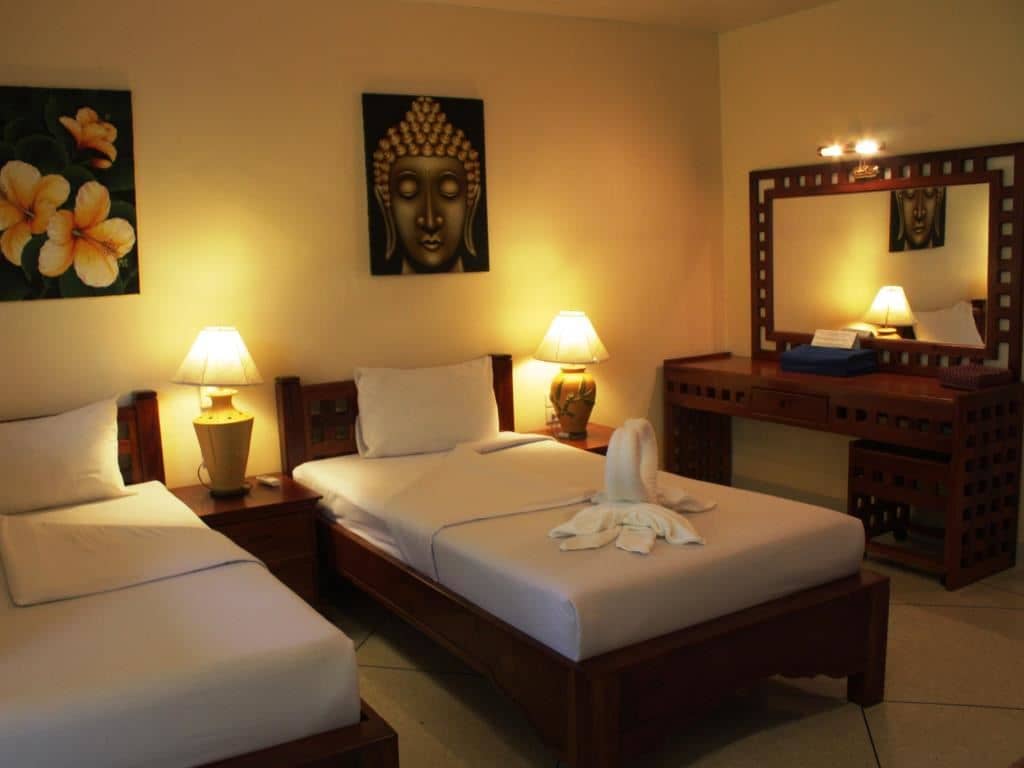 rooms-superior-room