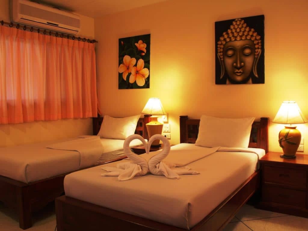 rooms-superior-room