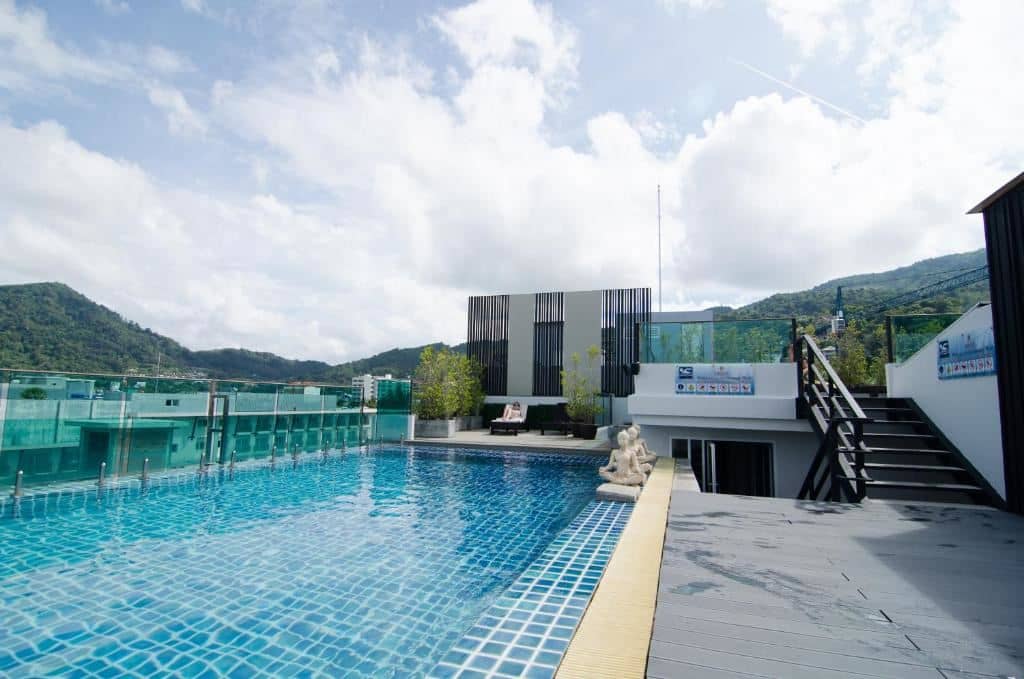 pools-outdoor-pool