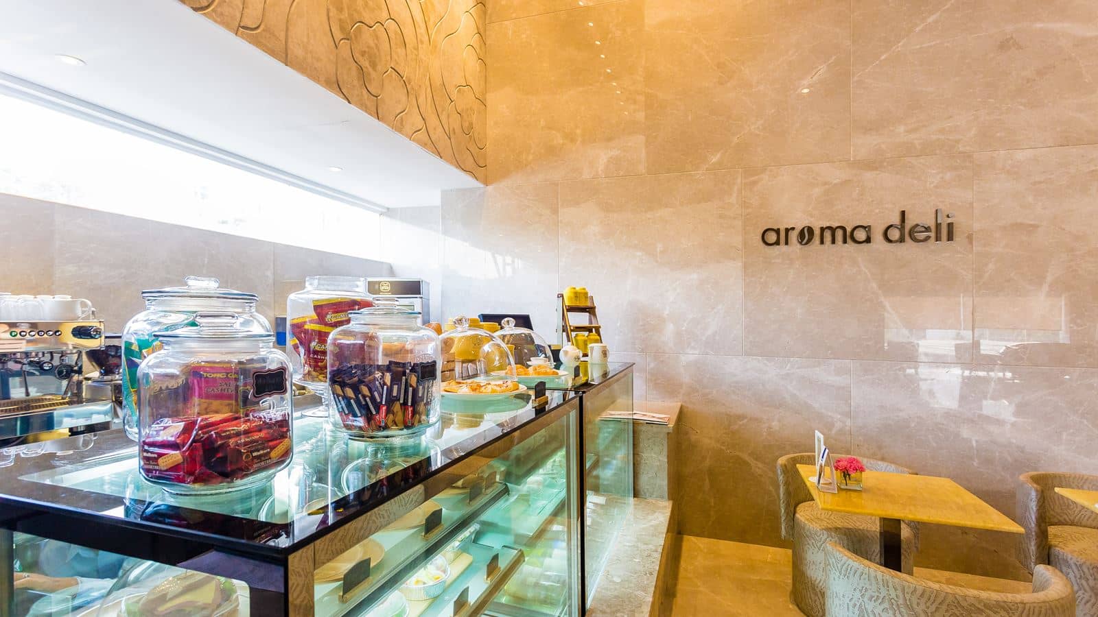 restaurants-aroma