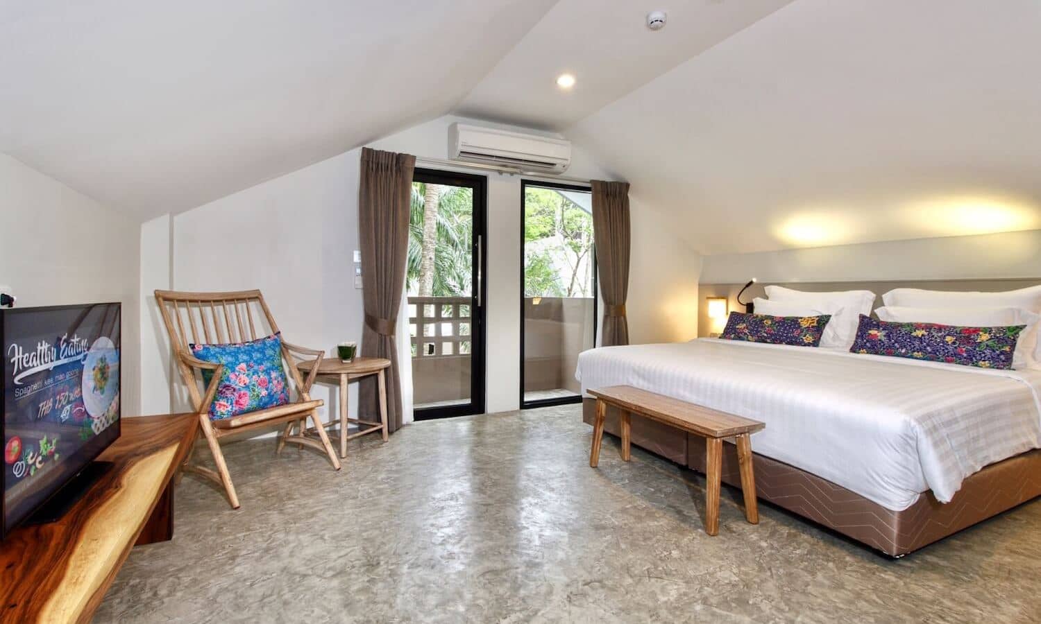 rooms-deplux-room