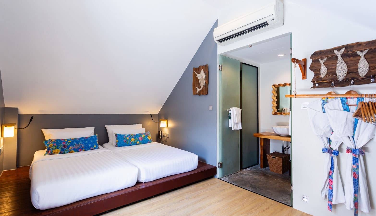 rooms-standard-room