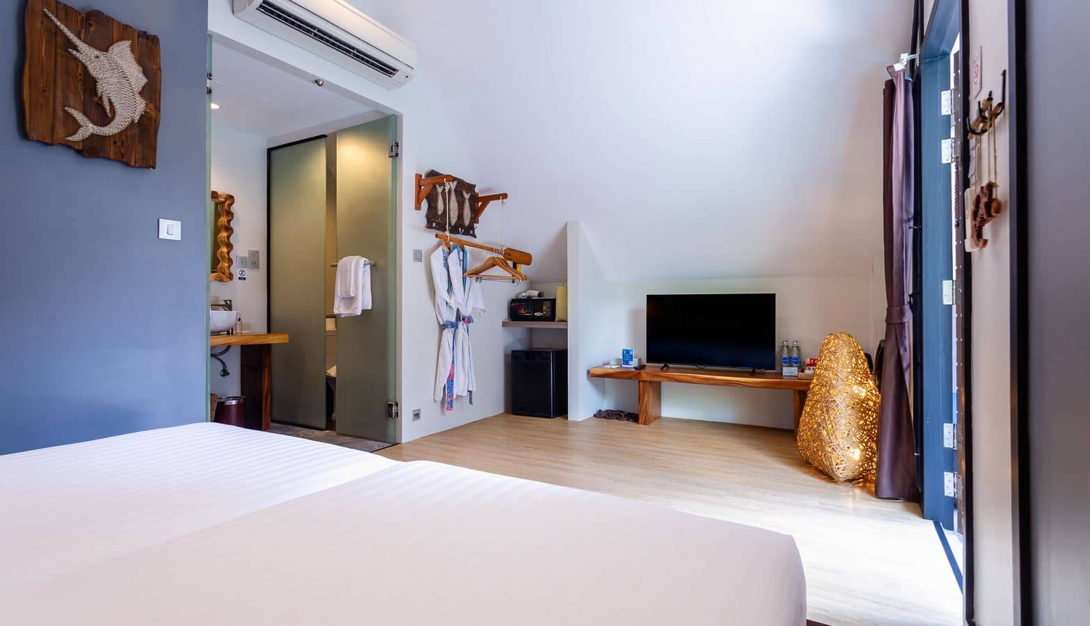rooms-standard-room