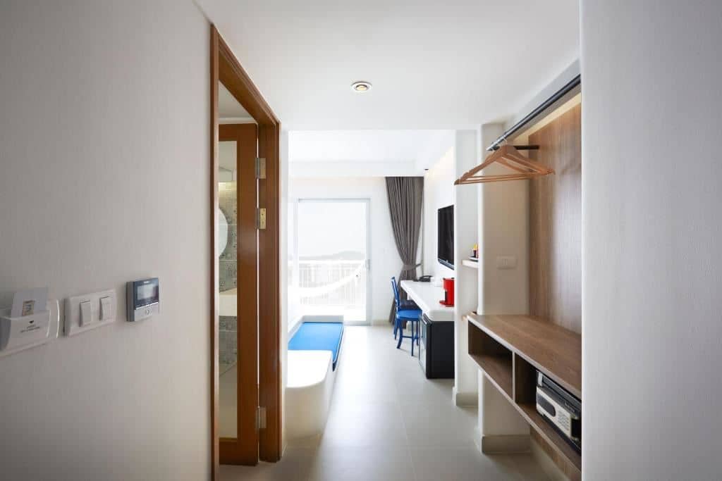 rooms-the-duo