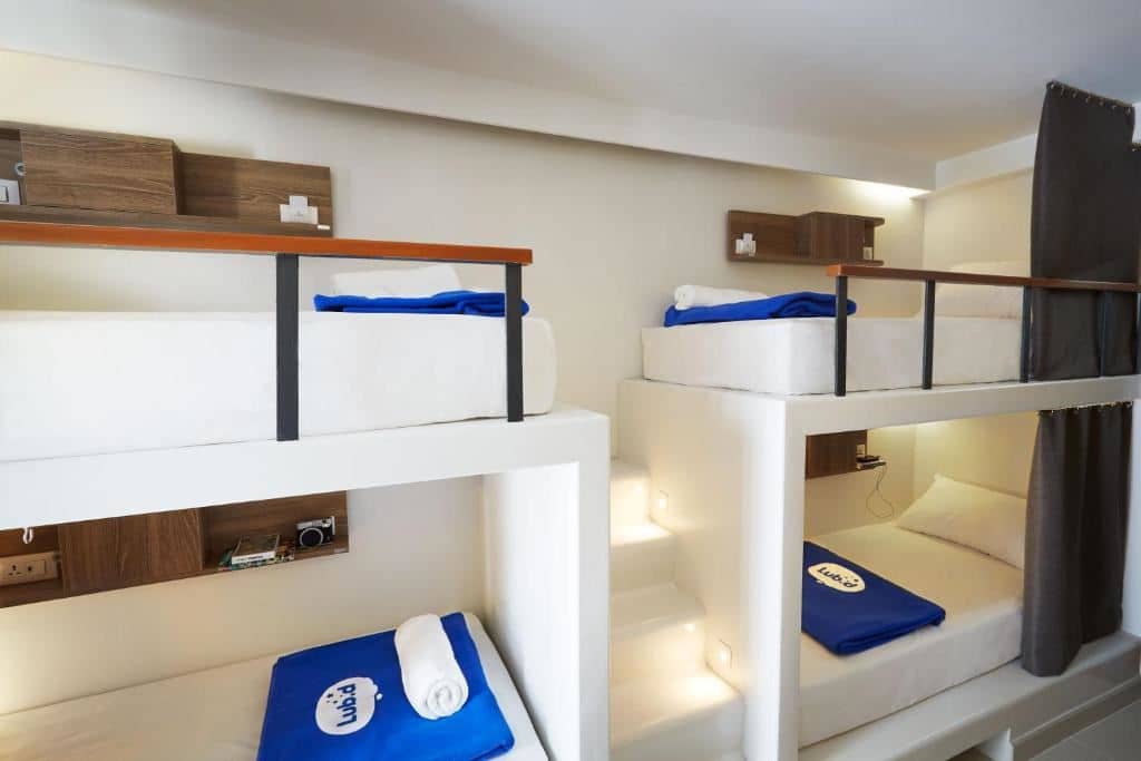 rooms-the-duo-pool-view
