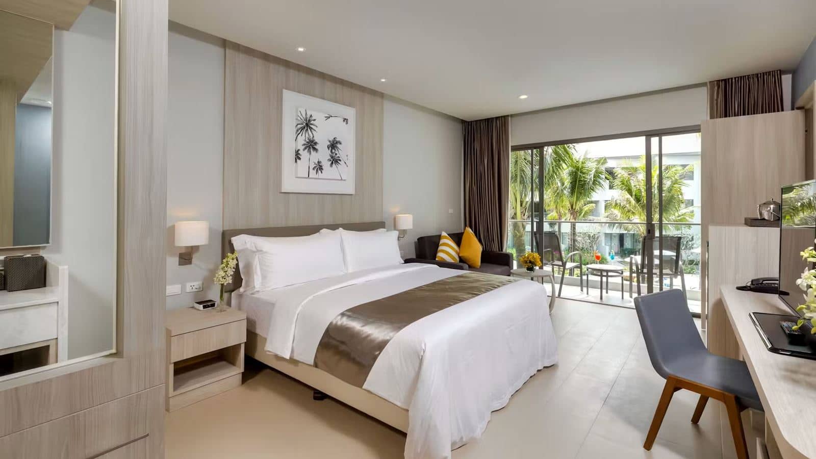 rooms-twobedroom-suit-beach-wing