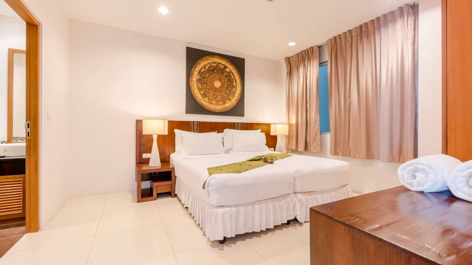 rooms-1-bedroom-apartment