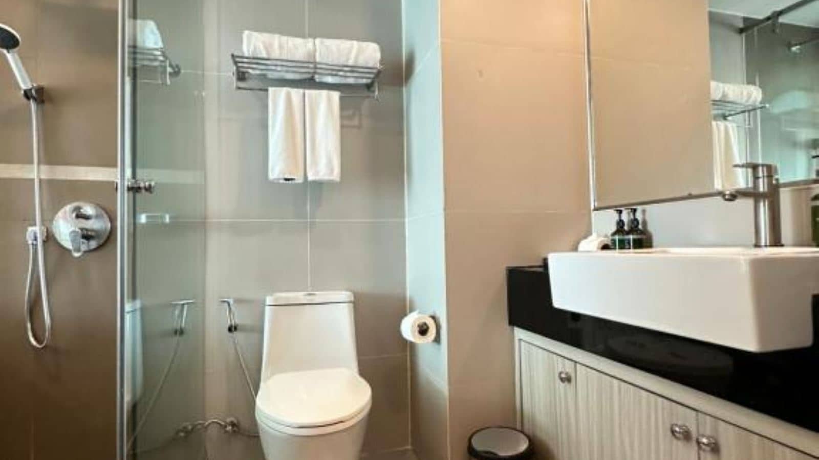 rooms-premium-superior-twin-mountain-view