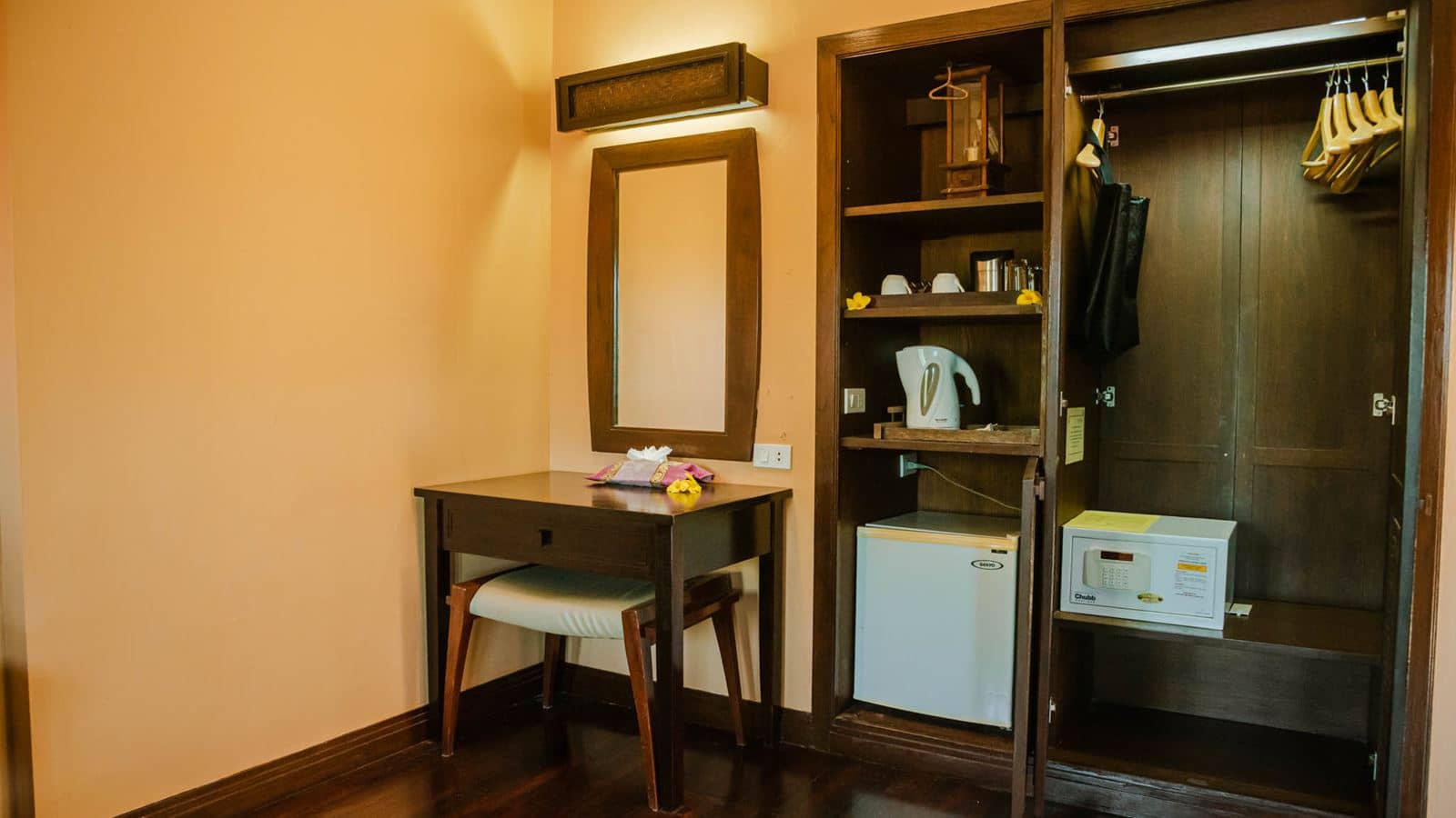 rooms-premier-room
