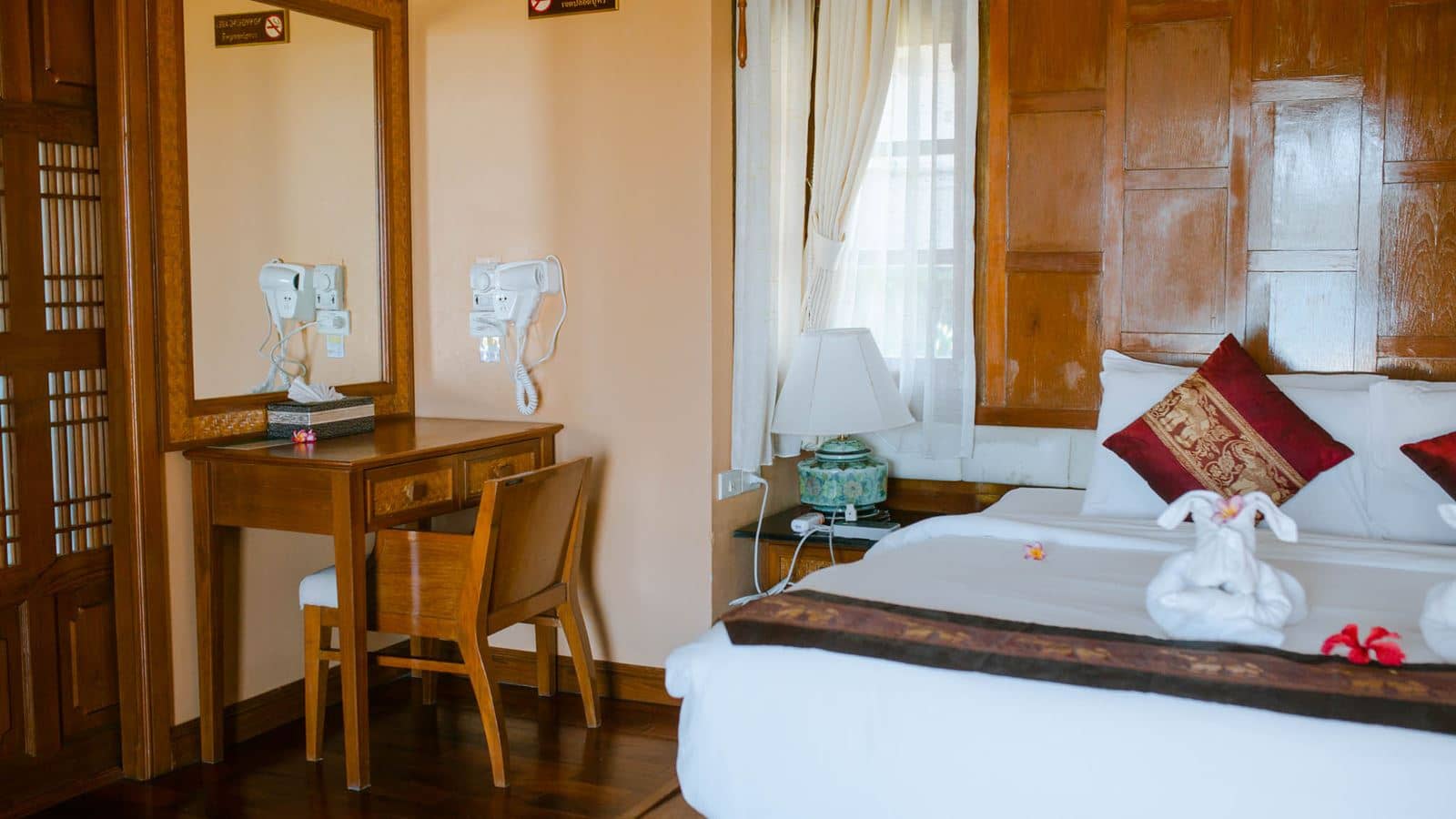 rooms-garden-villa