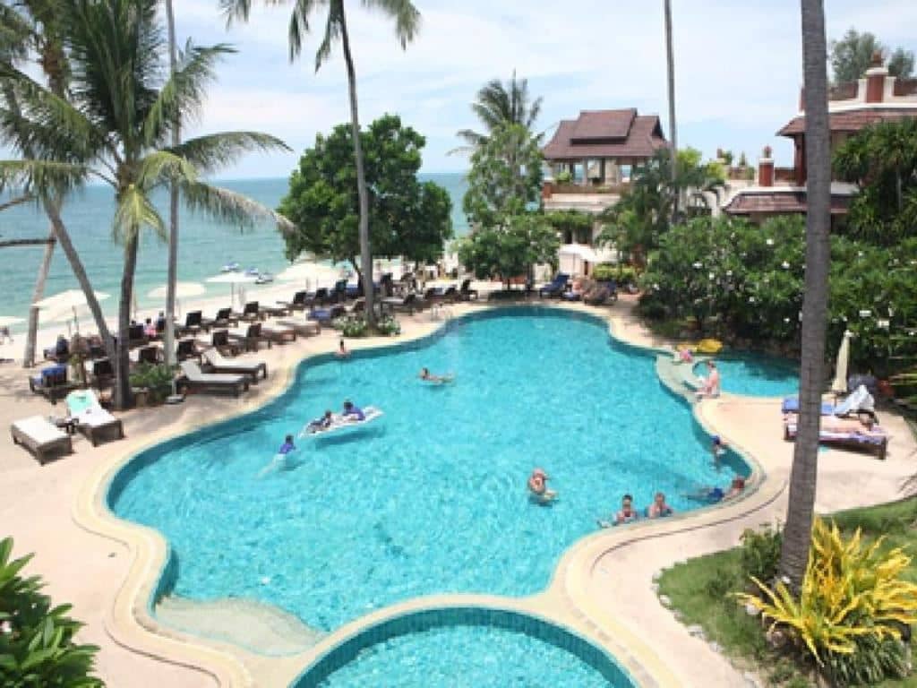 pools-outdoor-pool