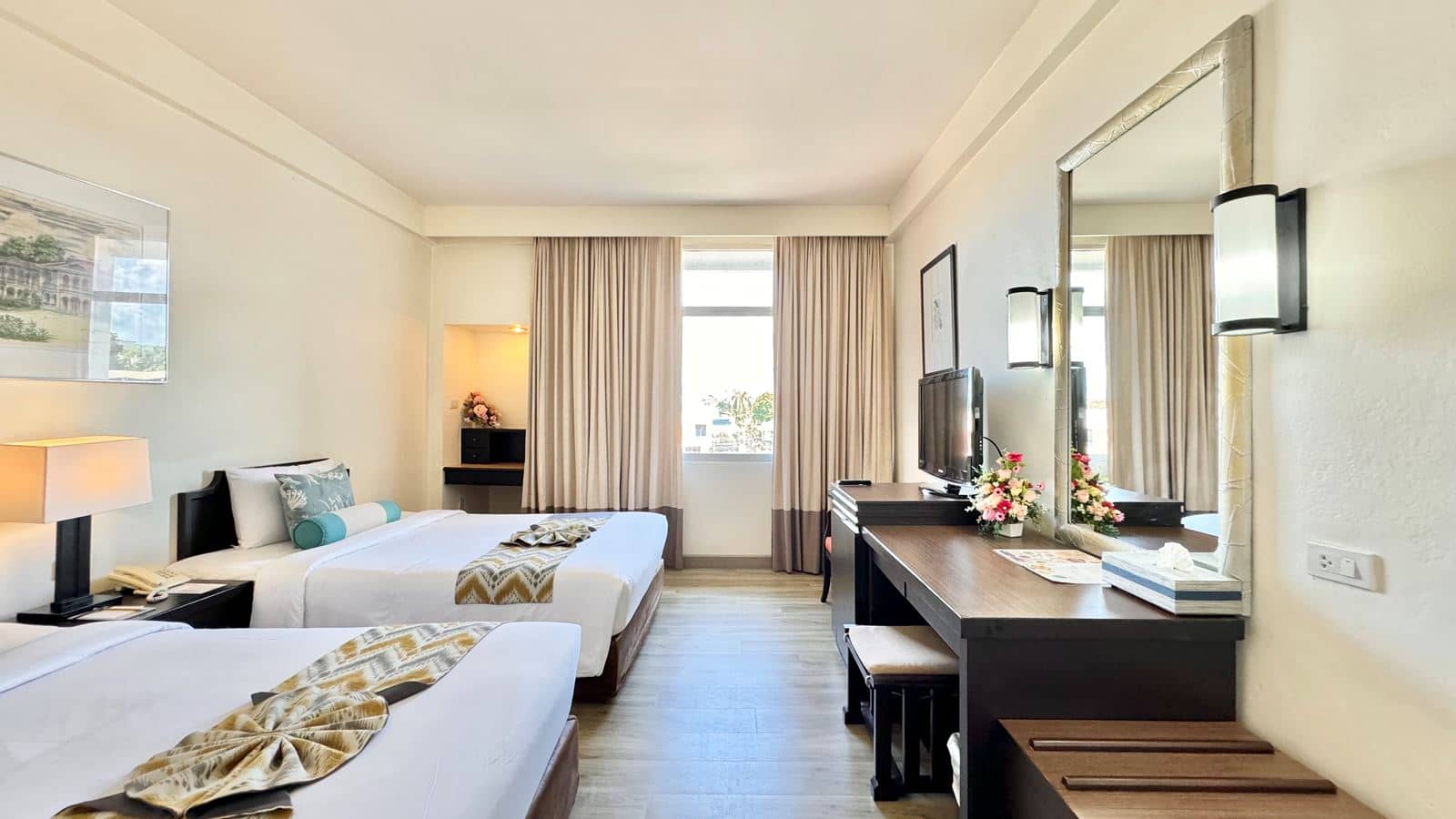 rooms-superior-room