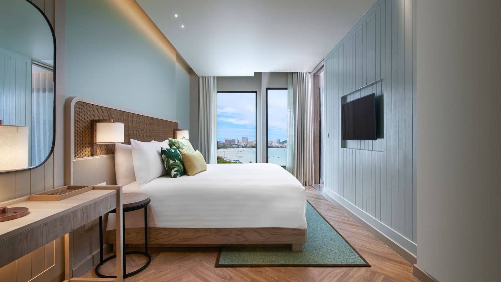 rooms-club-grand-amari-suite