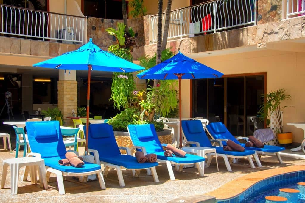 pools-outdoor-pool