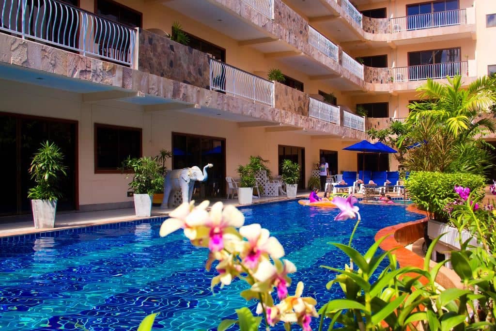 pools-outdoor-pool
