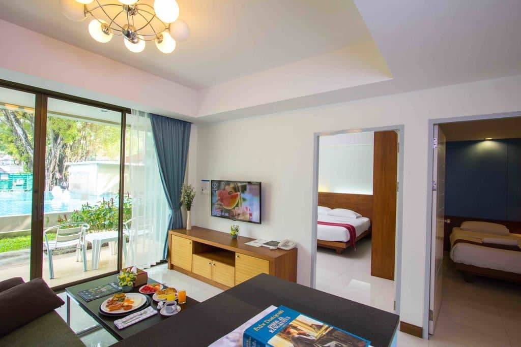 rooms-family-room