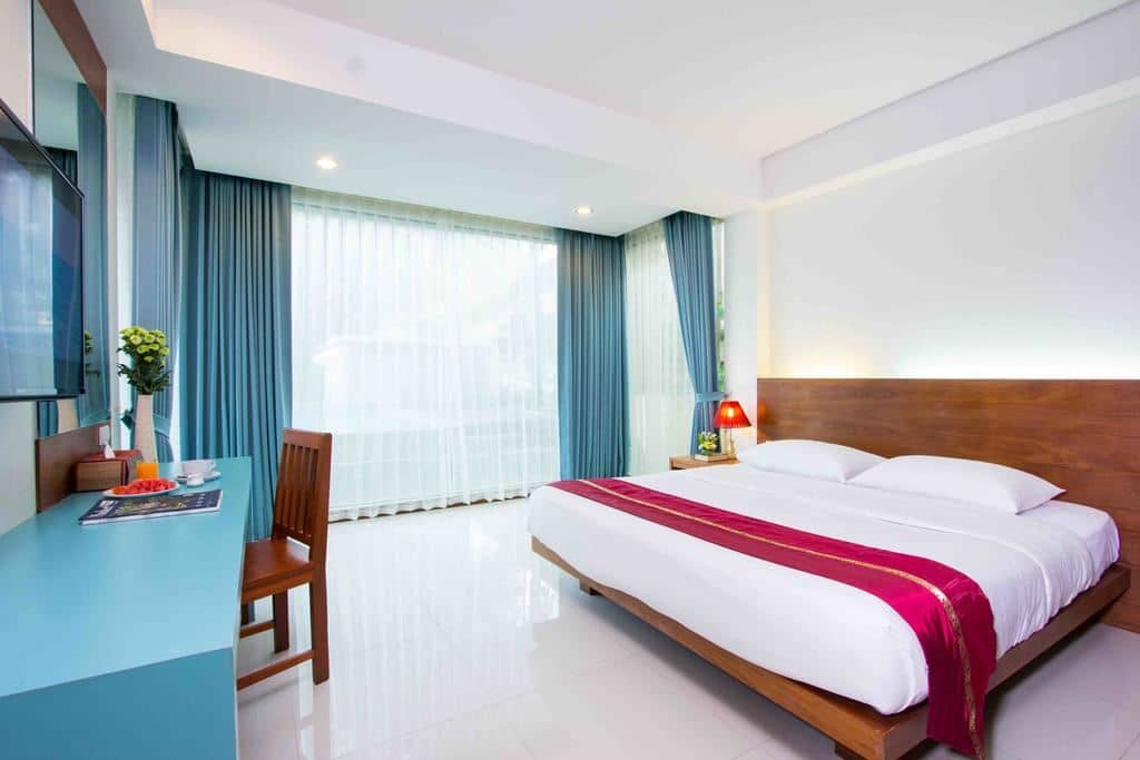 rooms-family-room