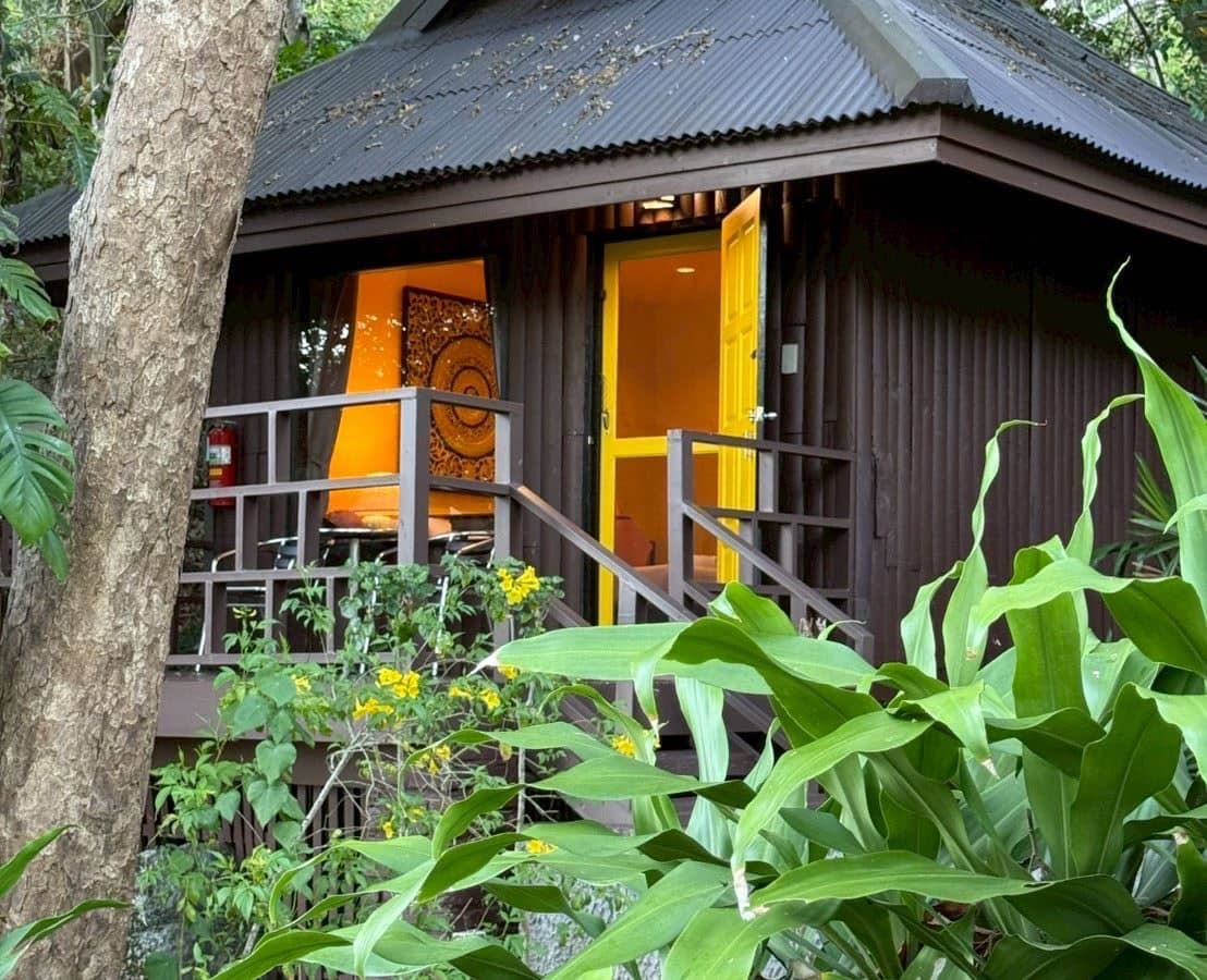 rooms-deluxe-room