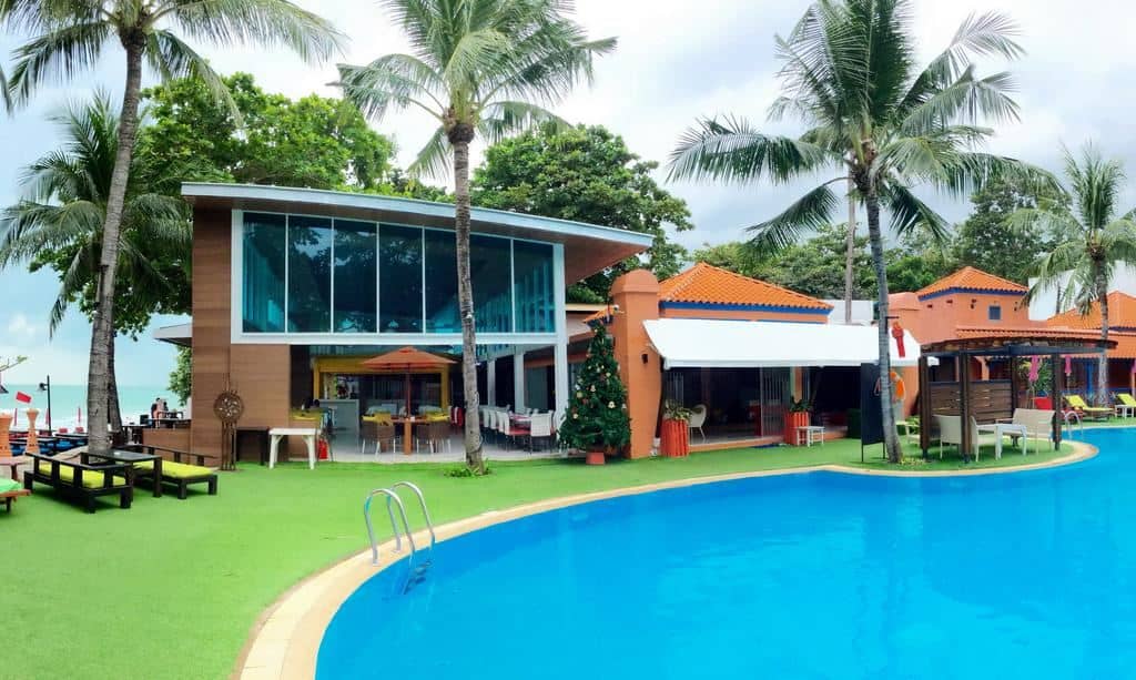 pools-outdoor-pool