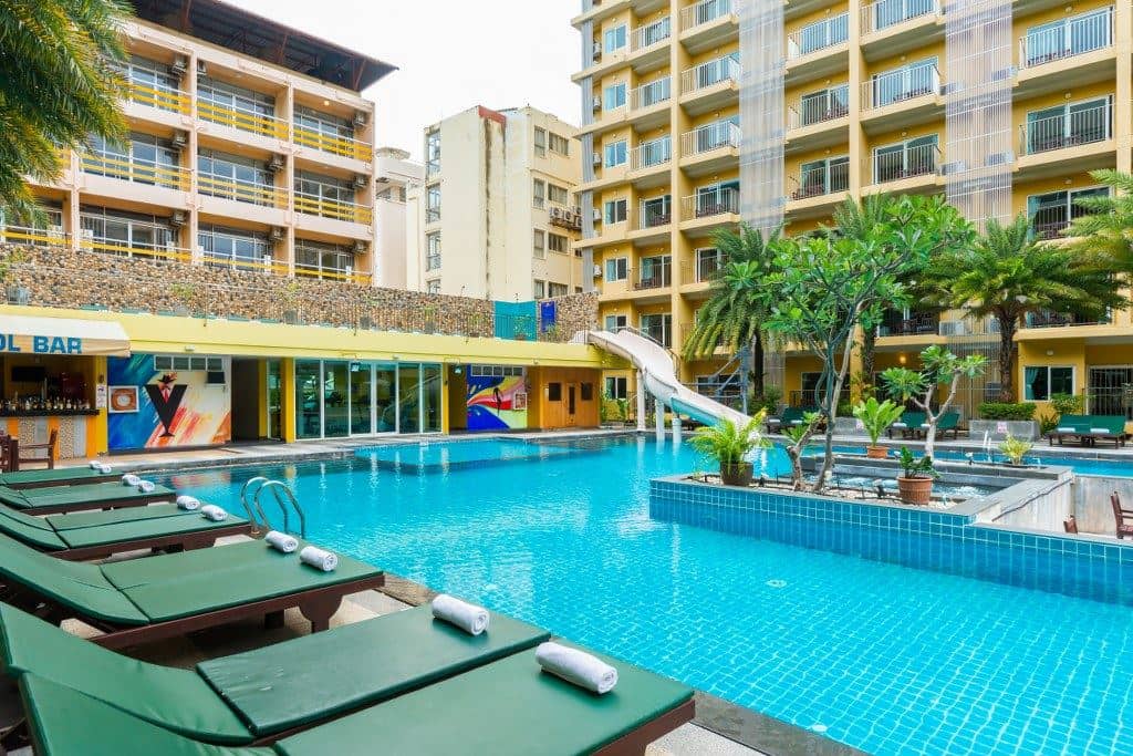 pools-outdoor-pool