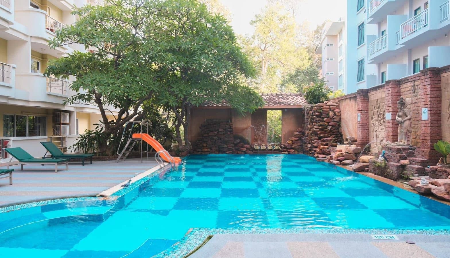 pools-outdoor-pool