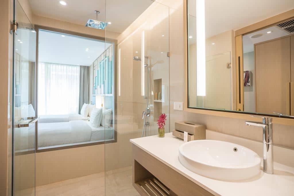 rooms-deluxe-pool-access