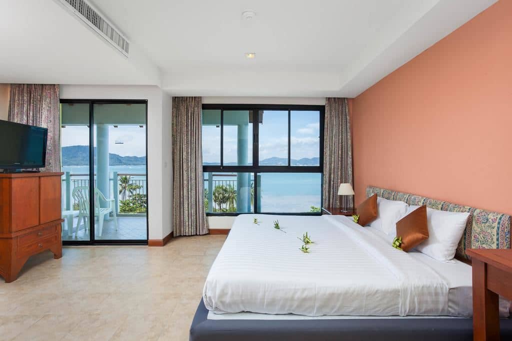 rooms-superior-room