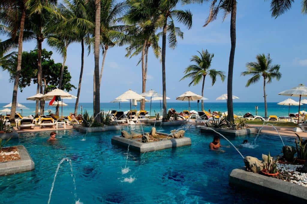 pools-outdoor-pool