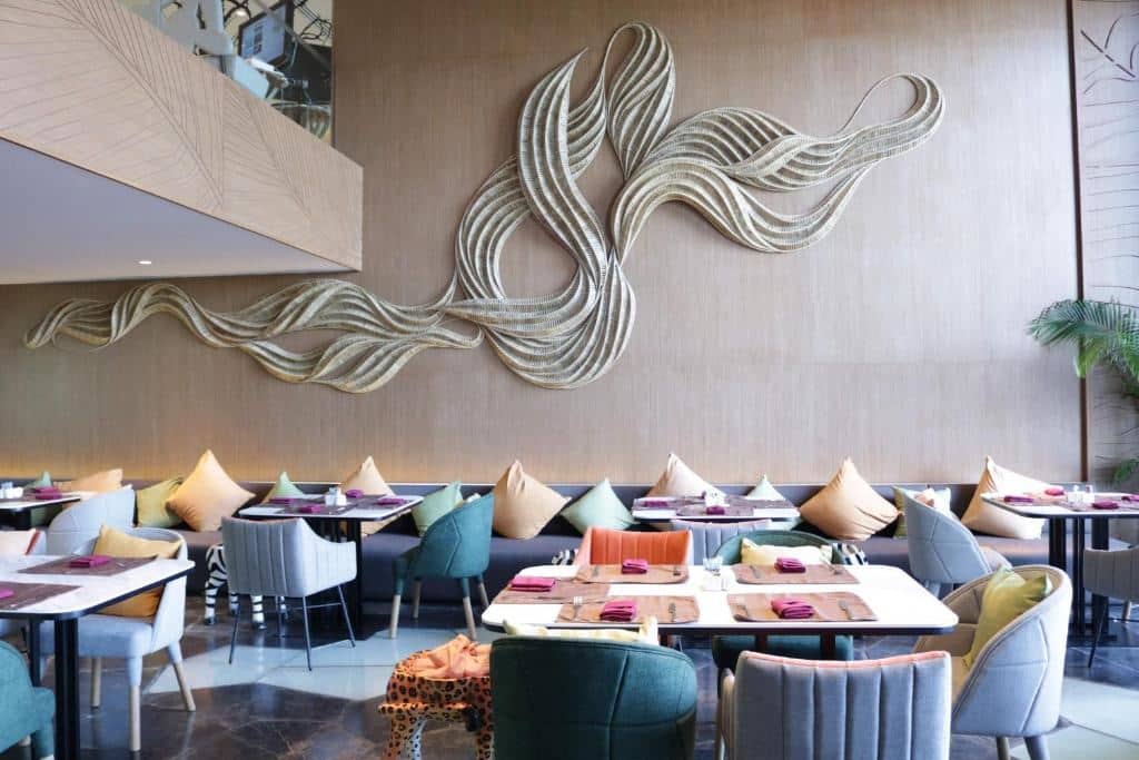 restaurants-restaurants
