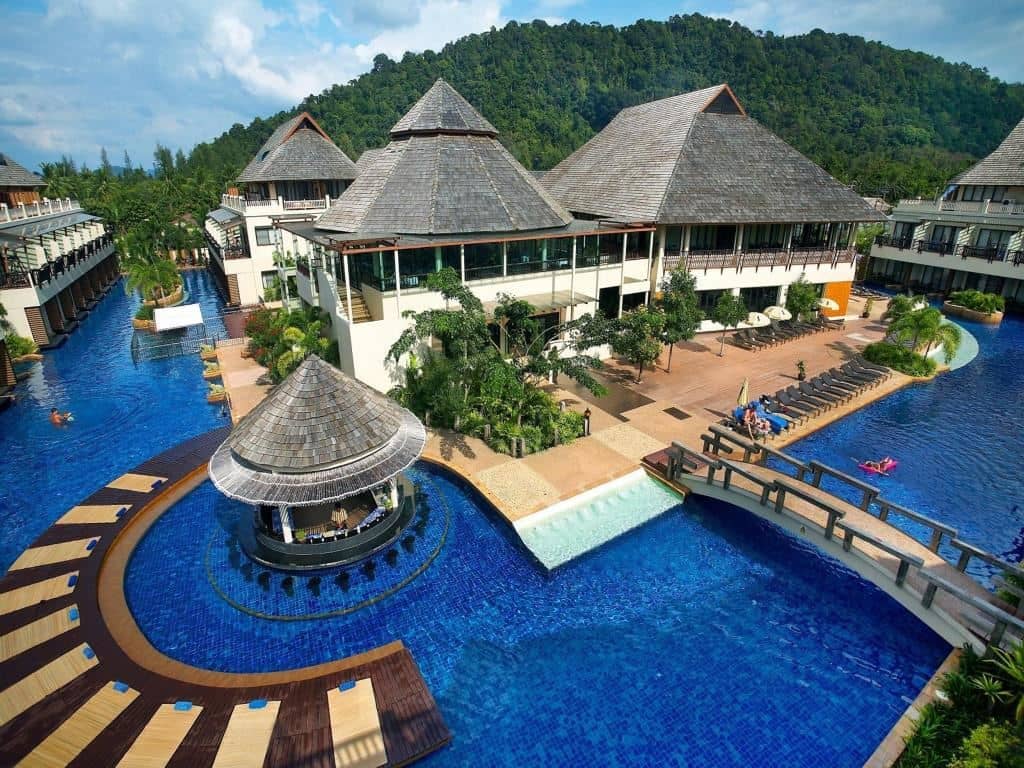 bars-the-oasis-bar