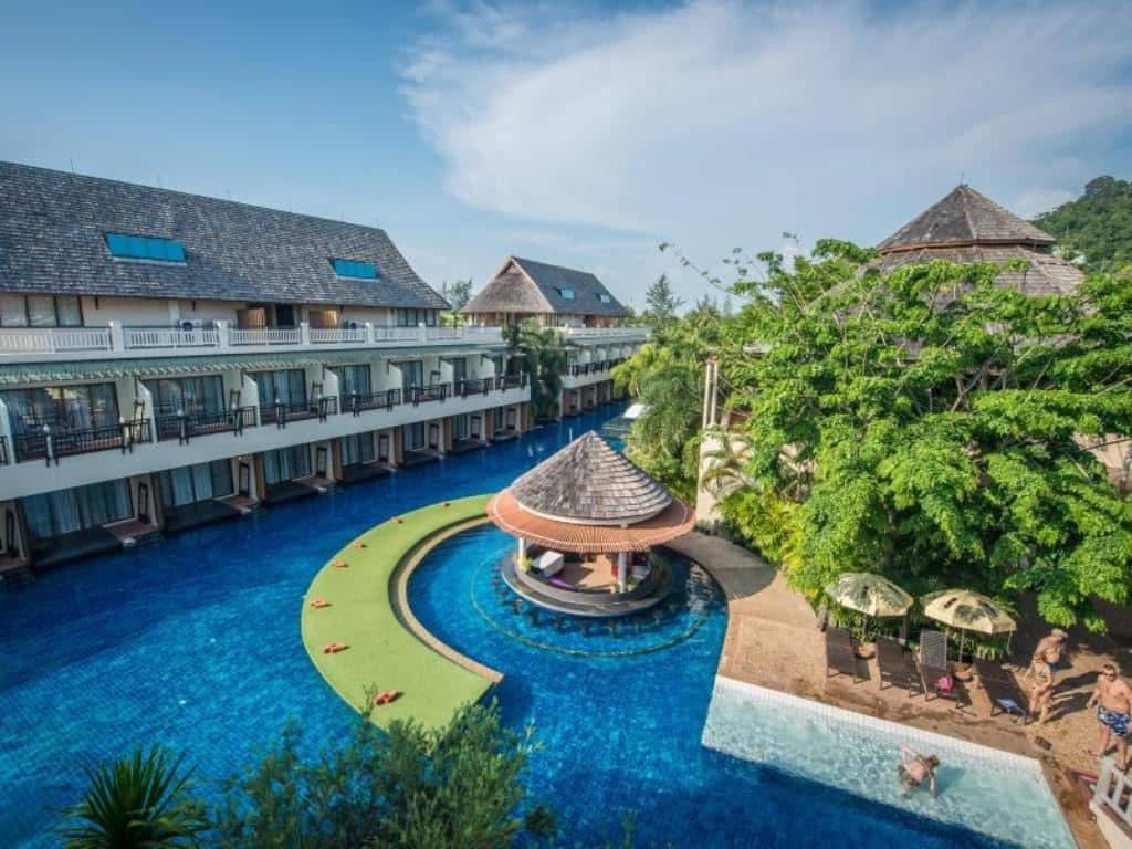 pools-outdoor-pool
