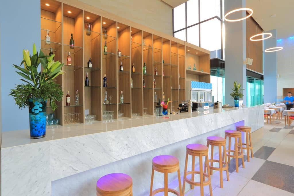bars-twin-palm-bar