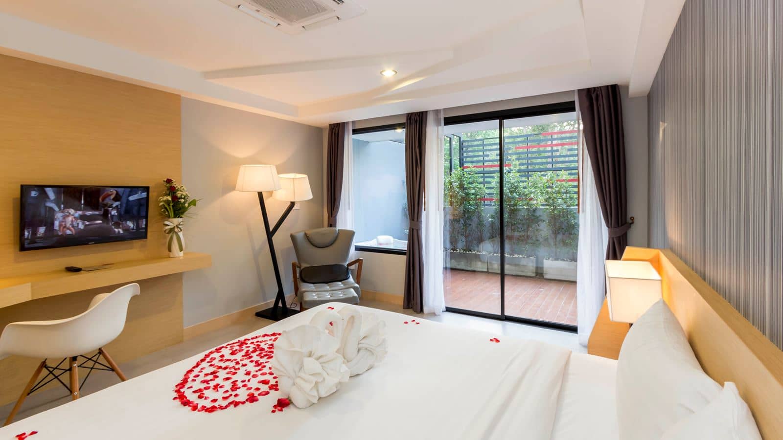 rooms-chill-apple-grand-deluxe