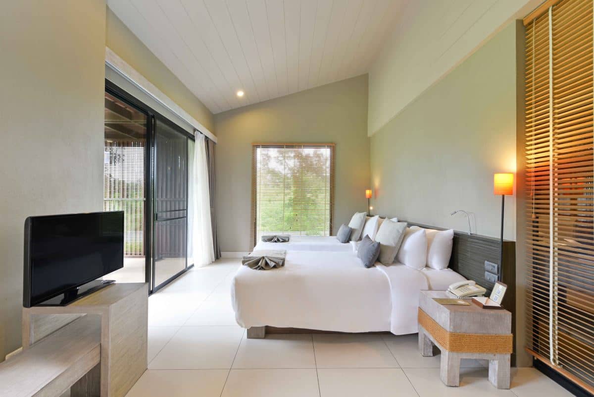 rooms-superior-room