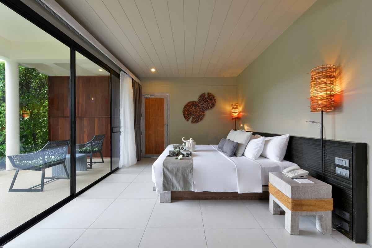 rooms-deluxe-room