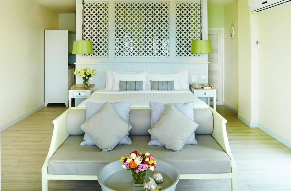rooms-deluxe-corner-sea-view