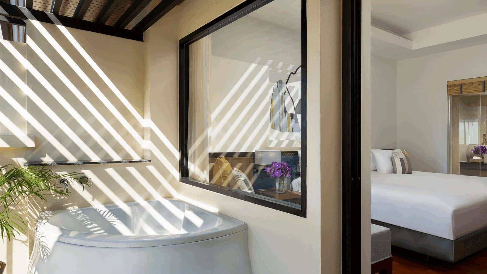 rooms-avani-sea-view-room
