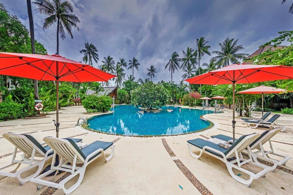 pools-outdoor-pool