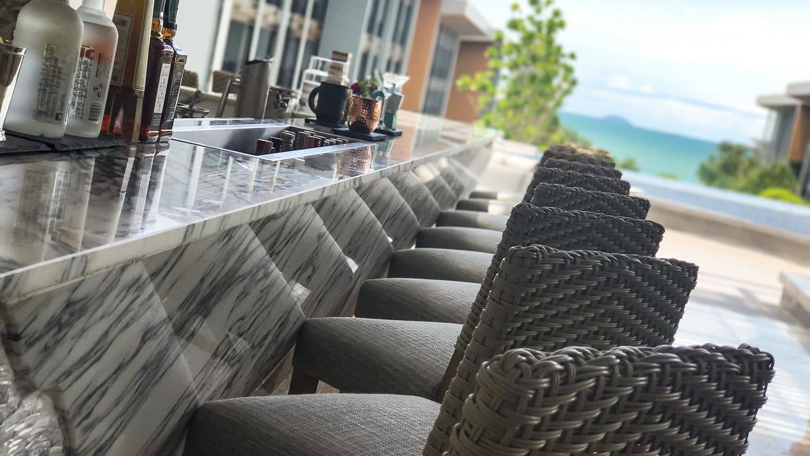 restaurants-r-bar