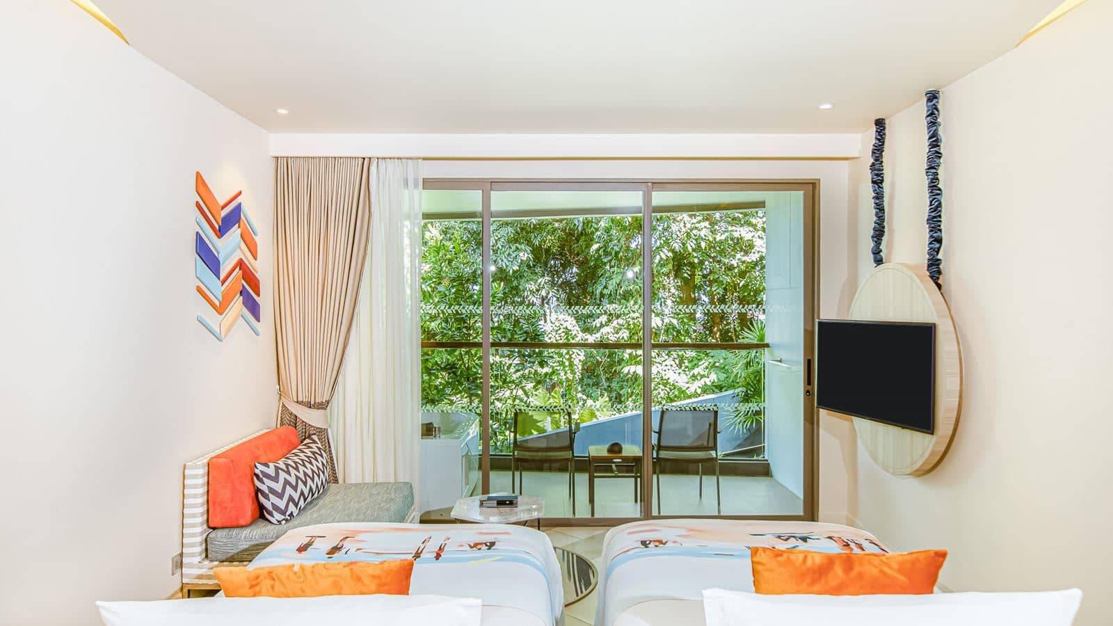 rooms-sis-over-the-garden