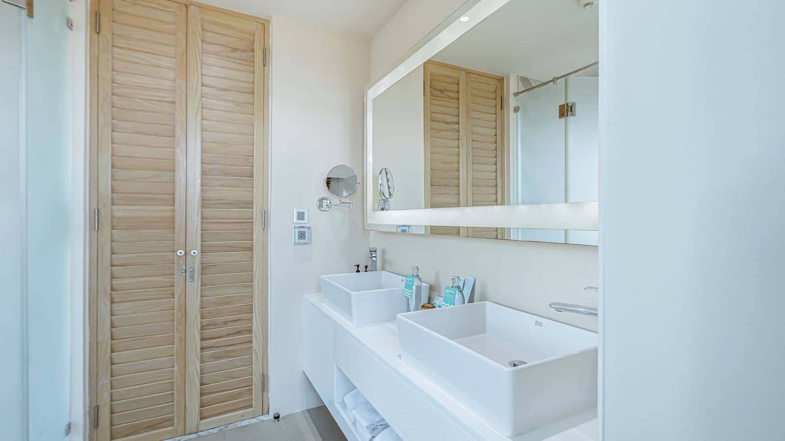 rooms-sis-studio-no-view