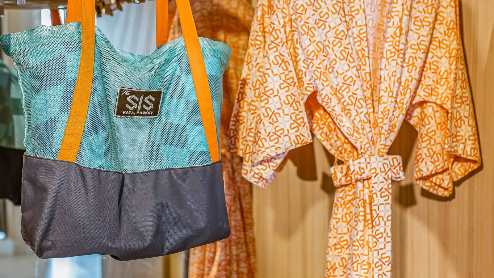 rooms-the-sis-suite