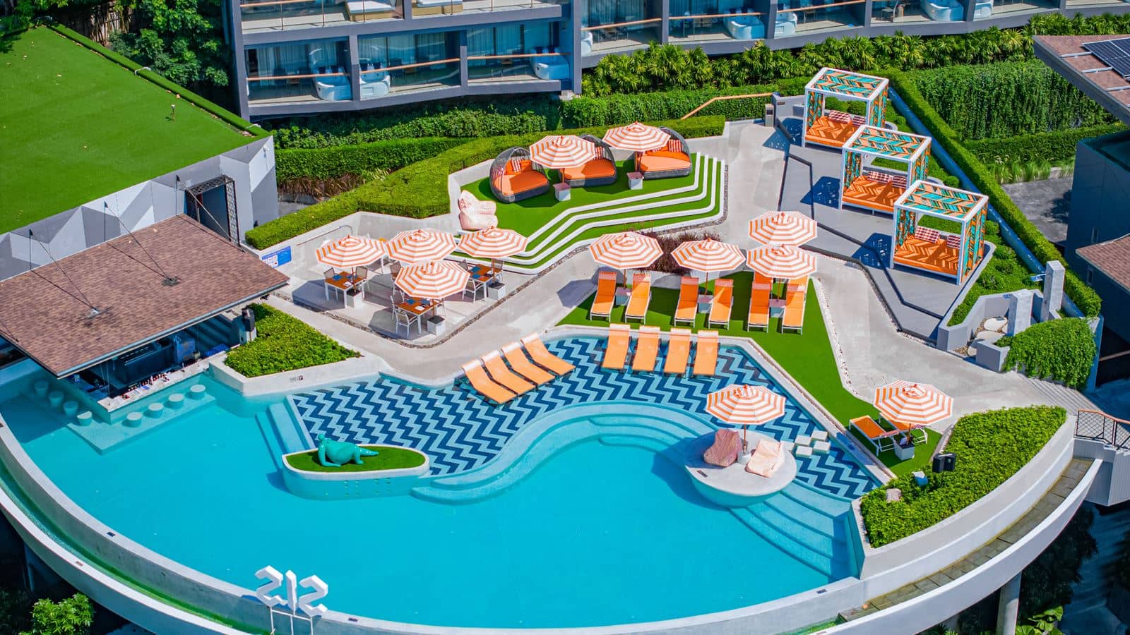 pools-outdoor-pool