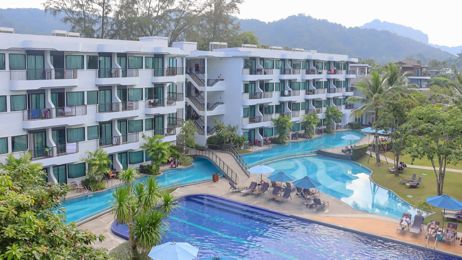 pools-outdoor-pool