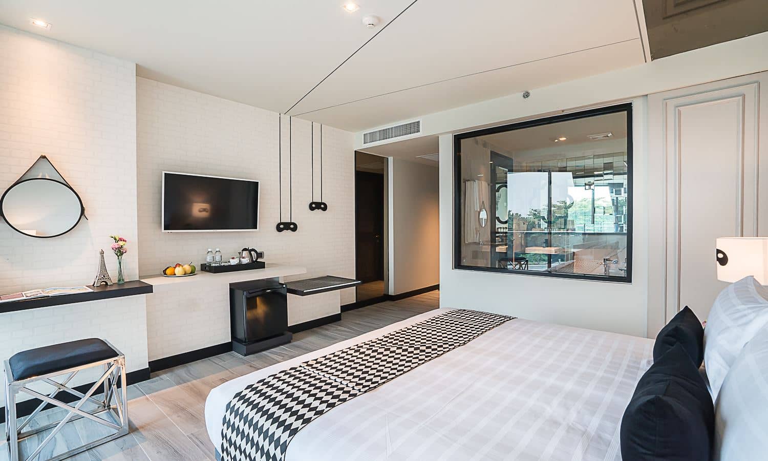 rooms-deluxe-room-sea-view