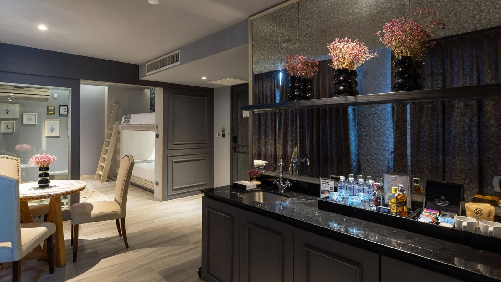 rooms-family-suite