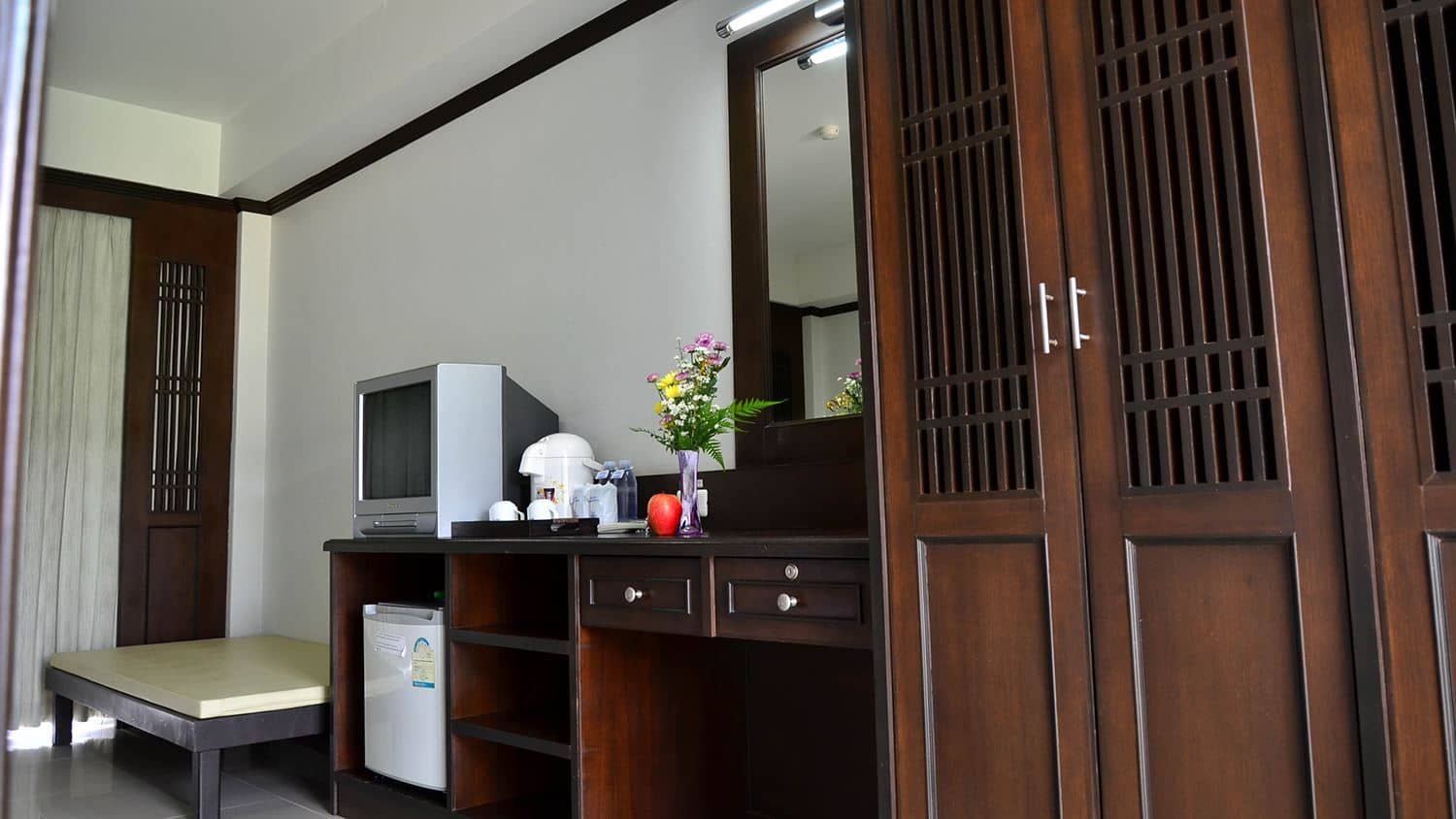 rooms-superior-room
