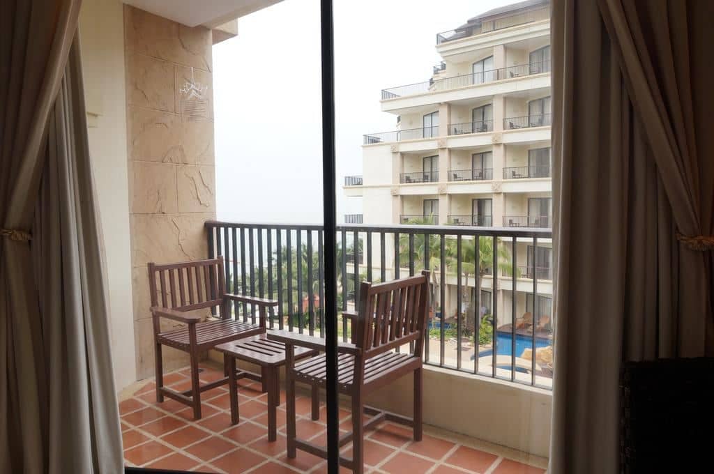 rooms-deluxe-sea-view